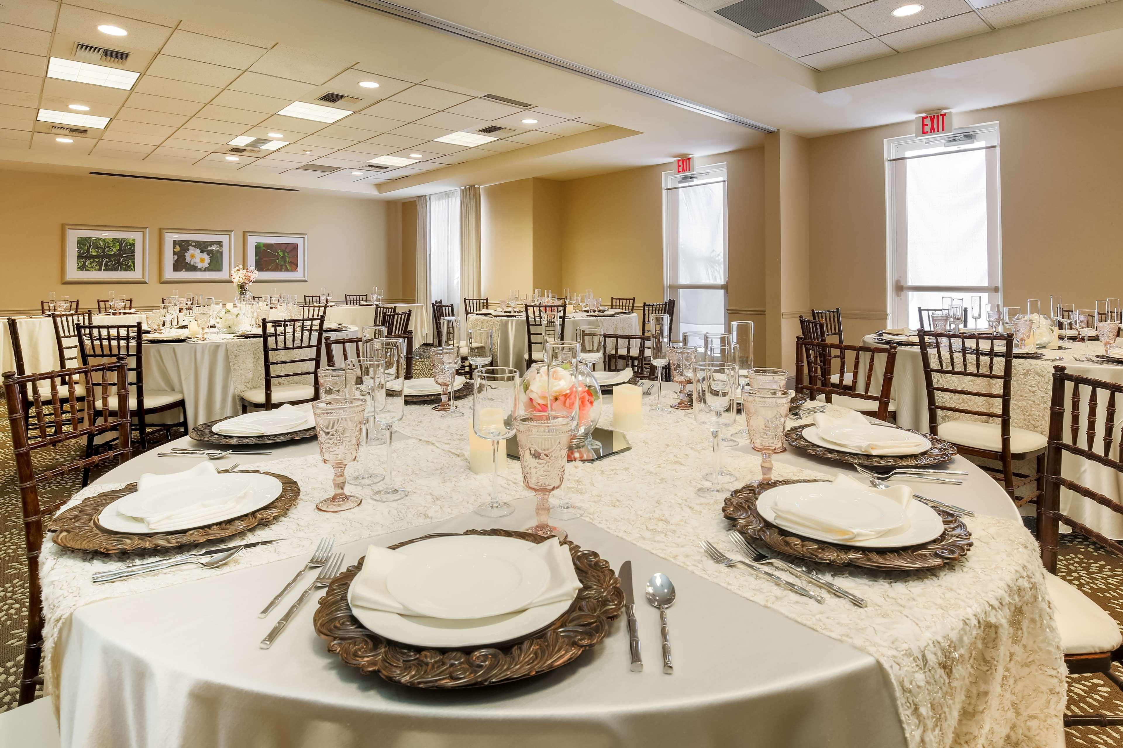 Hilton Garden 3* Bakersfield