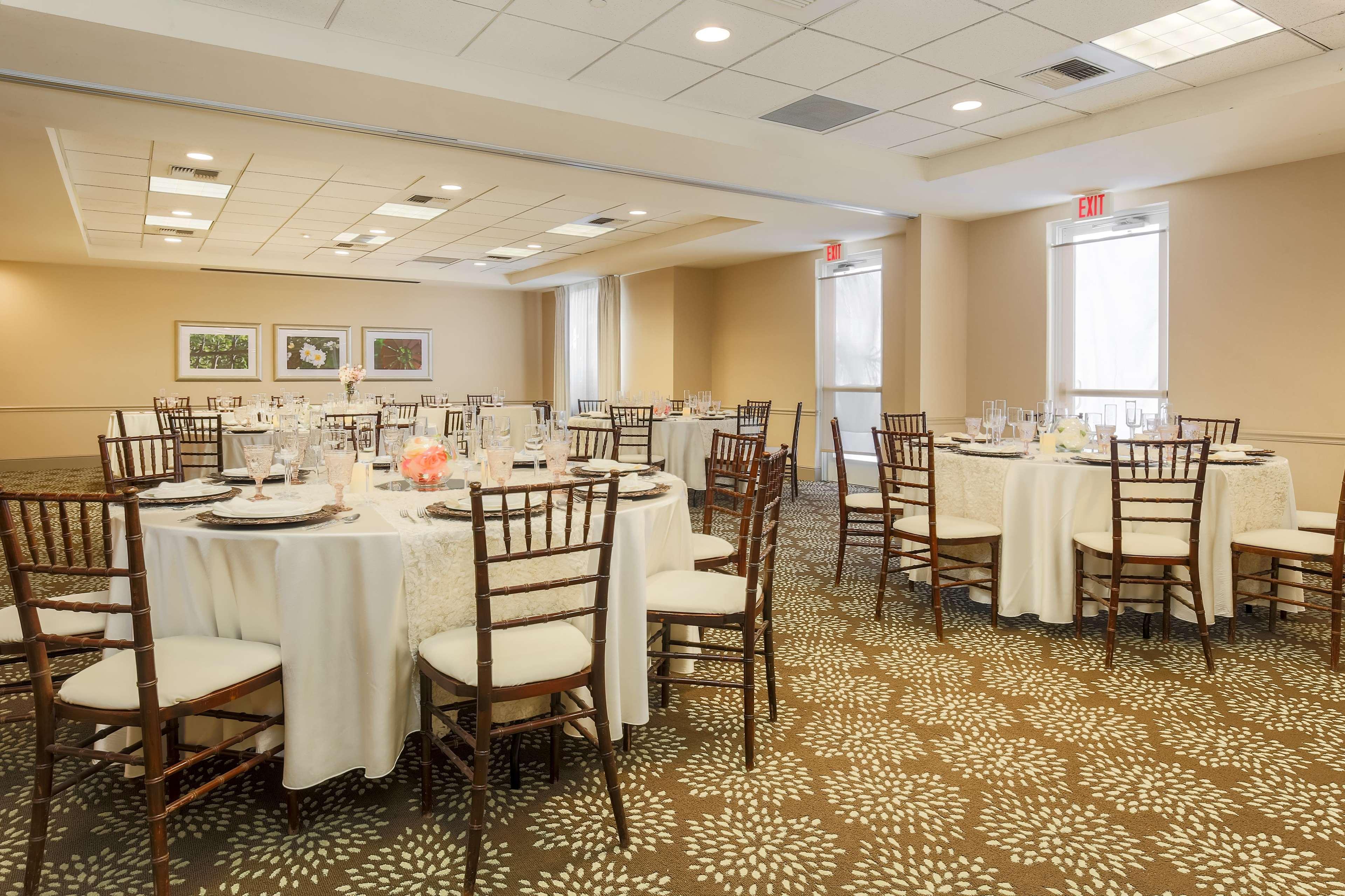 Hilton Garden Hotel Bakersfield