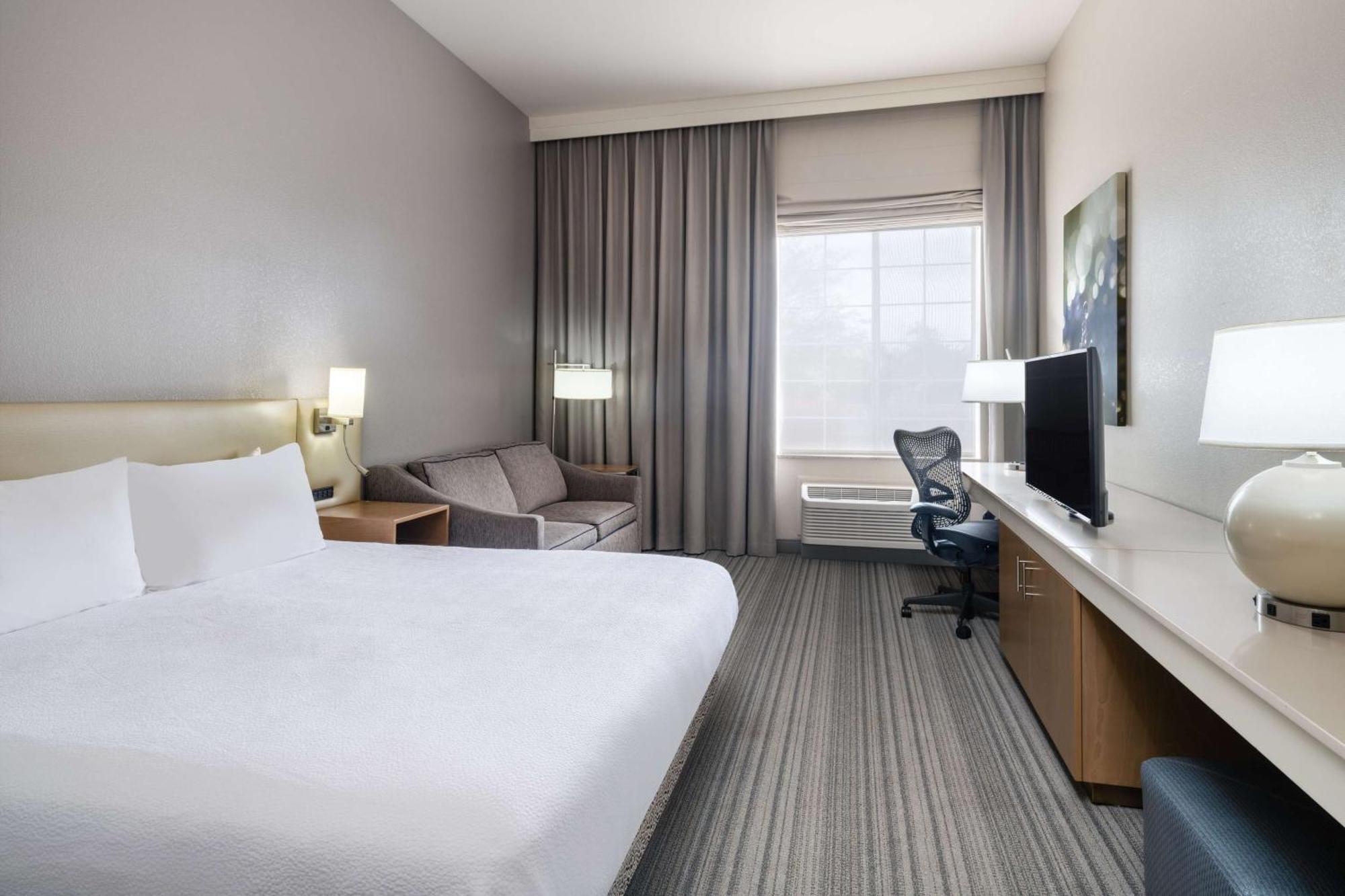 Hilton Garden Bakersfield